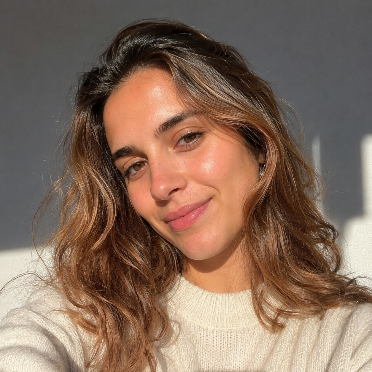 Paula R
